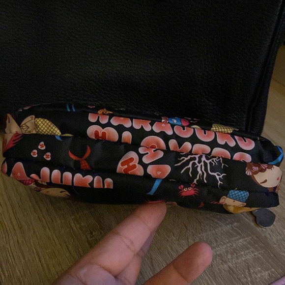 EUC Harajuku 3 zip make up bag - Picture 5 of 8